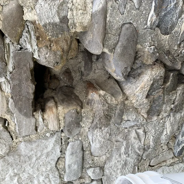 stone 23